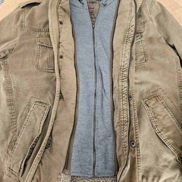 Levi's Military Field Jacket in Olive and Gray - Picture 9 of 16